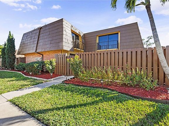 4th image of 1569 Park Meadows DR #2