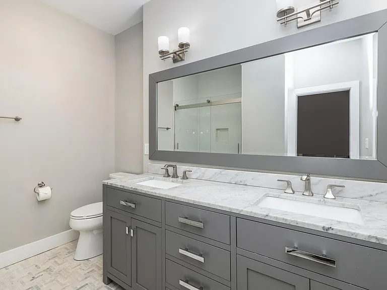4003 N Downer Ave #B — Photo 13