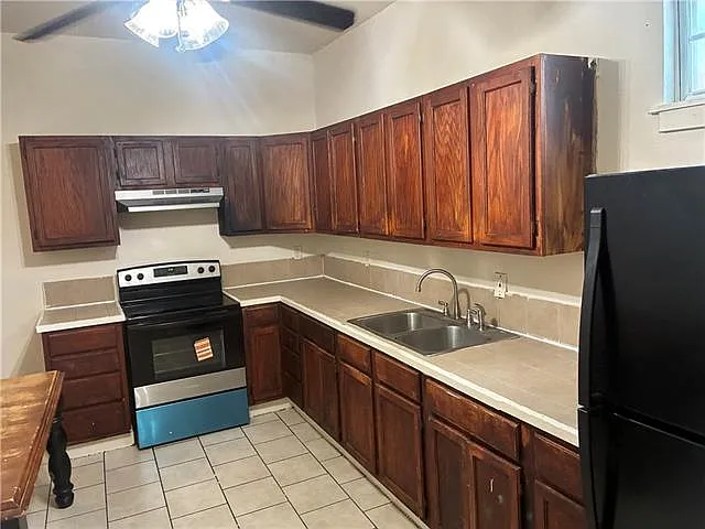 3 bed, 2.0 bath, 1332 sqft, $1,500 — Photo 3