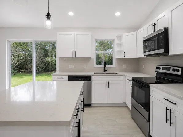 673 Cavern Terrace, Sebastian, FL 32958
