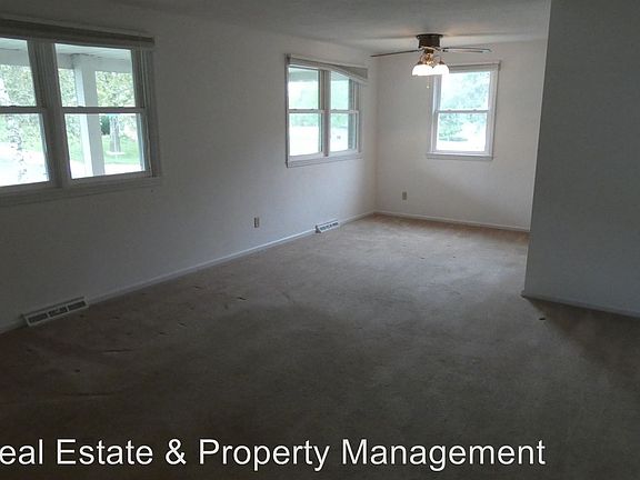 4th image of 1546 W Tiffany Dr APT A