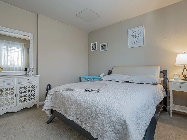 Spacious 3-Bedroom Townhouses in a Gated Community located in Rancho Cordova, CA — Photo 10