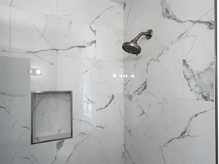 1206 W Victory Blvd #B — Photo 6