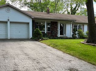 31 Redwood Dr, Toms River, NJ