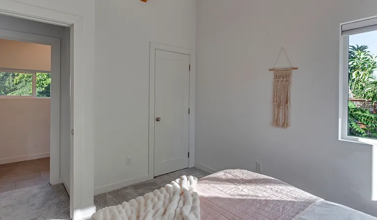 7468 N Catlin Ave #A — Photo 31