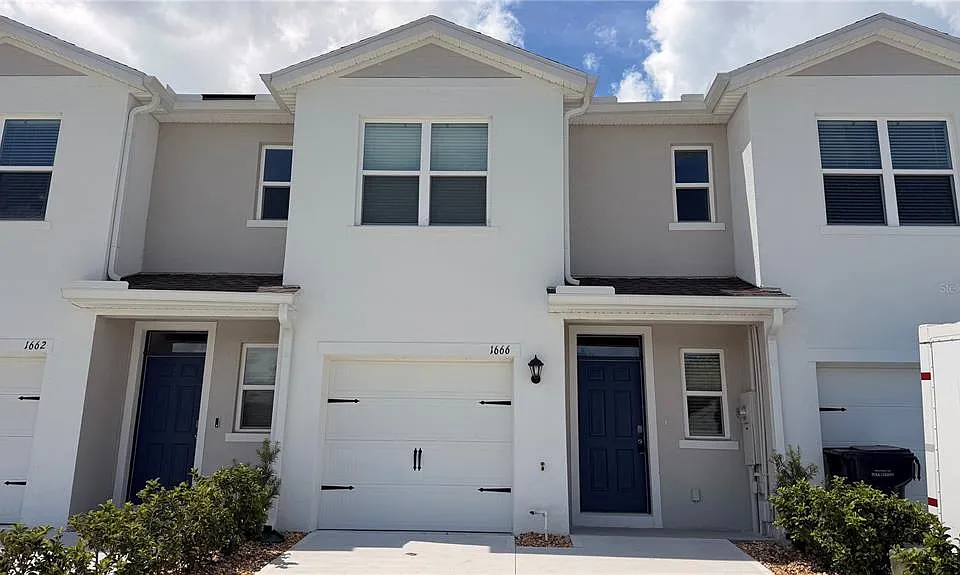 1666 Rock Elm Rd