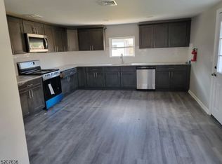 1216 Main St, Rahway, NJ 07065