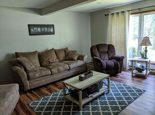 12535 Blackberry Hills Ln, Marion, IL 62959