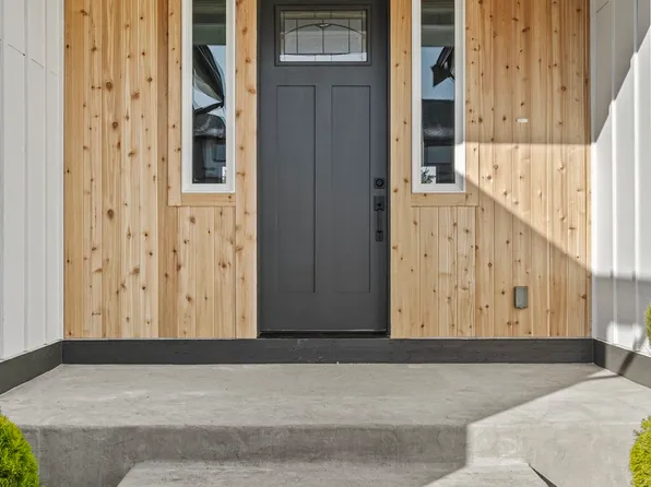 12106 Cochise Lane SW, Lakewood, WA 98499