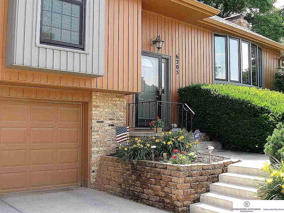 1st image of 6205 Ponderosa Dr