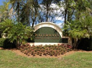 944 Chesapeake Bay Ct, Naples, FL 34120