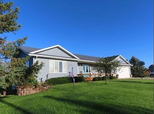 309 N 3rd Ave, Kennebec, SD 57544