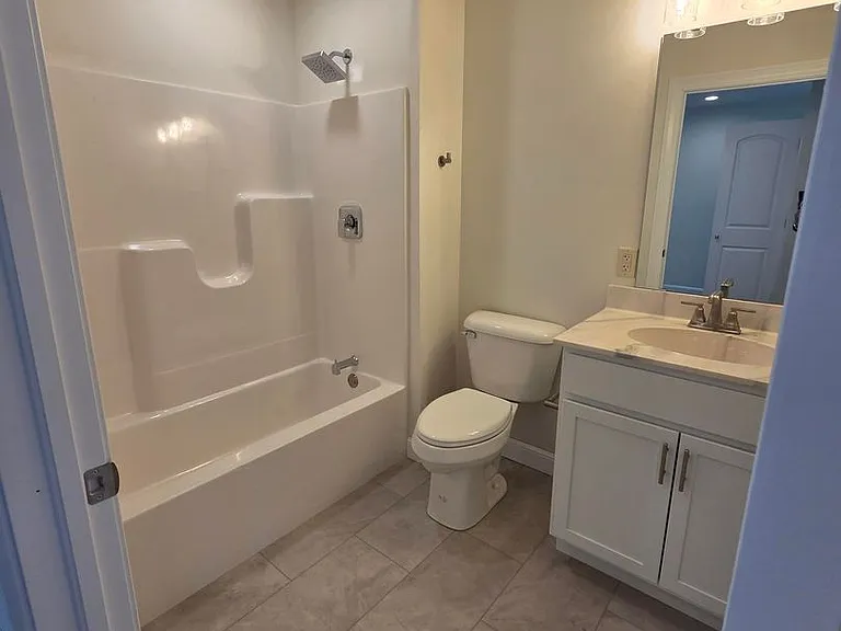 43 W Main St — Photo 11