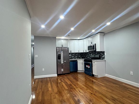 5th image of 108-37 173rd St Floor 2