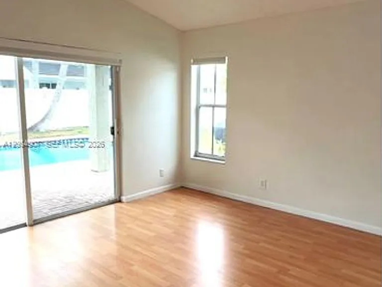 1064 Cedar Falls Dr #1064 — Photo 12