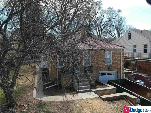 4527 Mayberry St, Omaha, NE 68106
