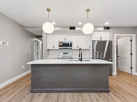 4th image of 6011 Madison Rd #5