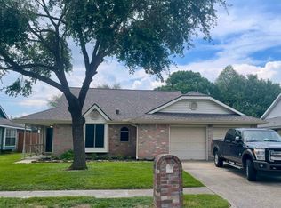 4310 Glen Avon Dr, Pasadena, TX 77505