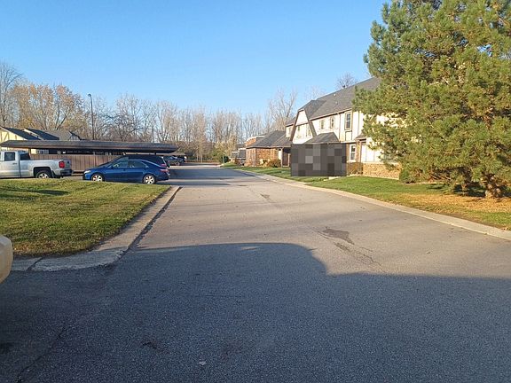 5th image of 1495 Westbury Dr