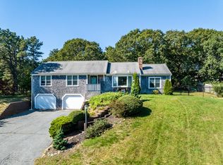 51 Old Salem Rd, Brewster, MA 02631