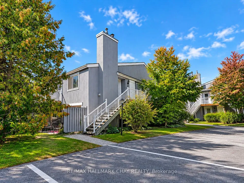 19 Dawson Dr #53