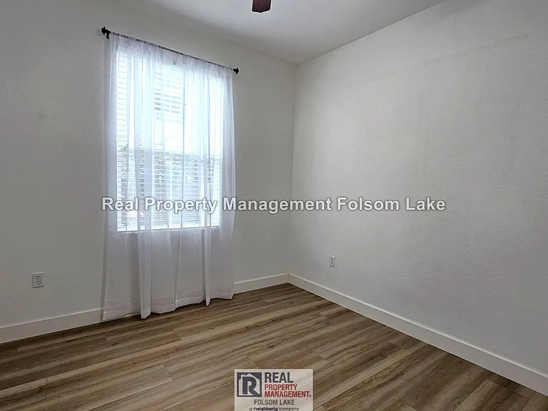 105 Cezanne Ln — Photo 7