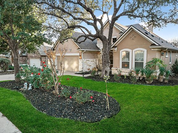 2nd image of 4521 Pyrenees Pass