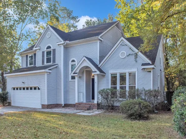 207 Essex Dr, Summerville, SC 29485
