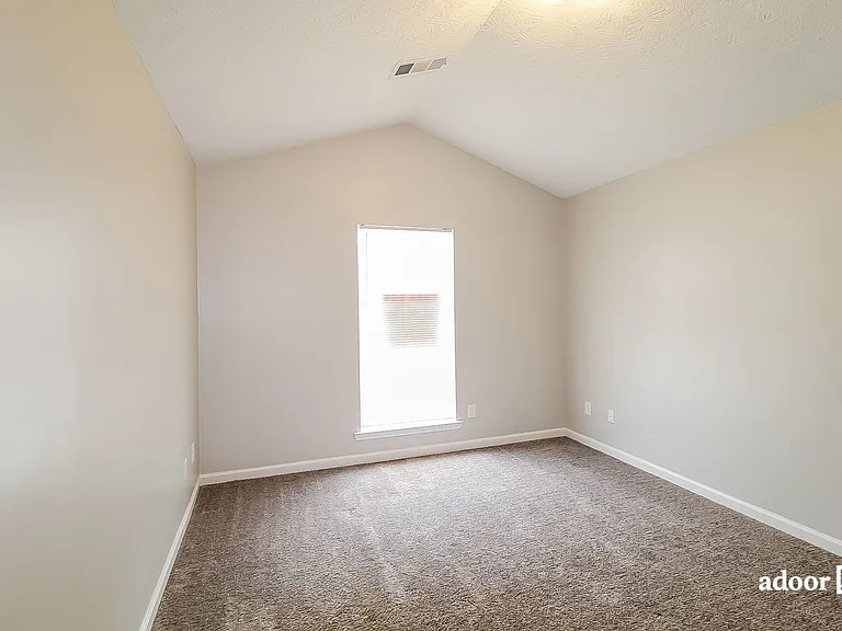 406 Autumn Lake Ct — Photo 14