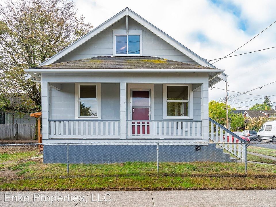 1st image of 7156 N Greenwich Ave