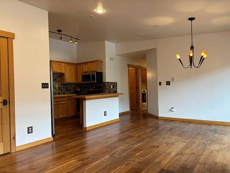 3365 Columbine Dr #407 — Photo 9