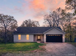 28034 Nature Dr, Wright City, MO 63390
