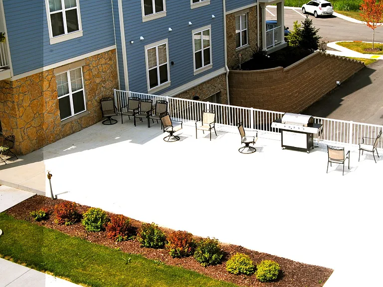 Delafield Woods Apartments — Photo 13