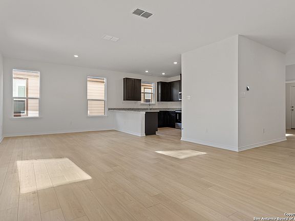 4th image of 4208 CARRAWAY ST