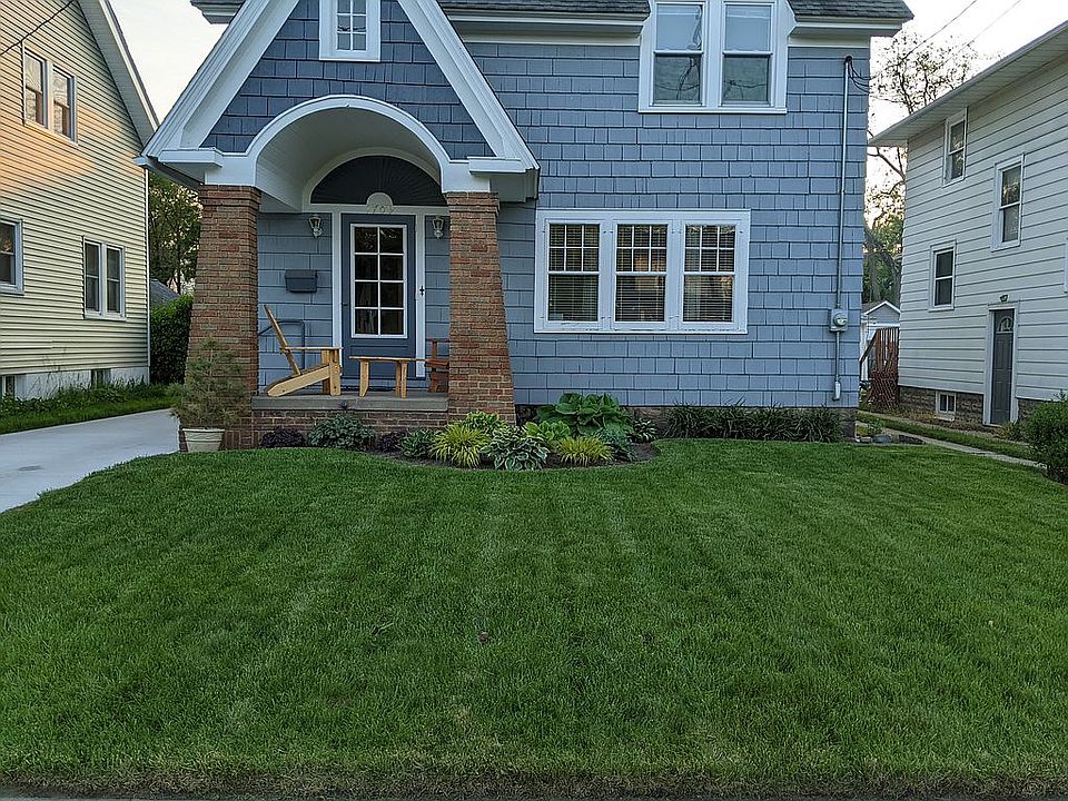1st image of 1709 Nelson Ave SE