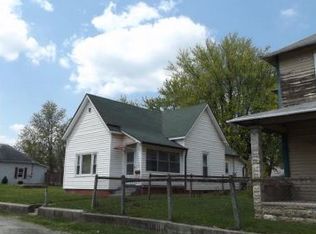 558 Chestnut St, Noblesville, IN 46060