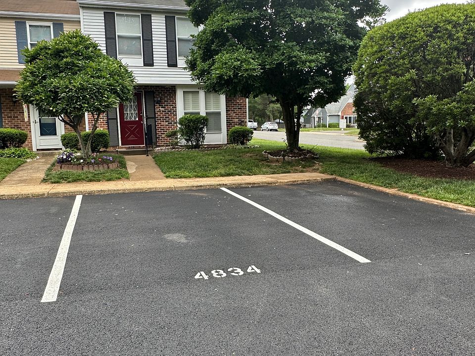 1st image of 4834 Ballyshannon Ct #4834