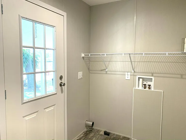 185 Millwood Rd #286 — Photo 11