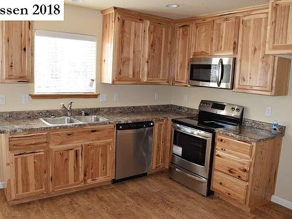 3rd image of 472-340 Buffum Ln