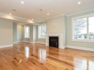 17 Vinton St #5E, Boston, MA 02127