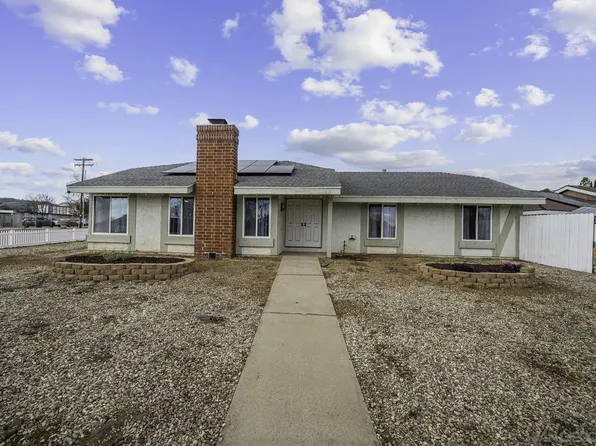 1410 E El Norte Pkwy, Escondido, CA 92027