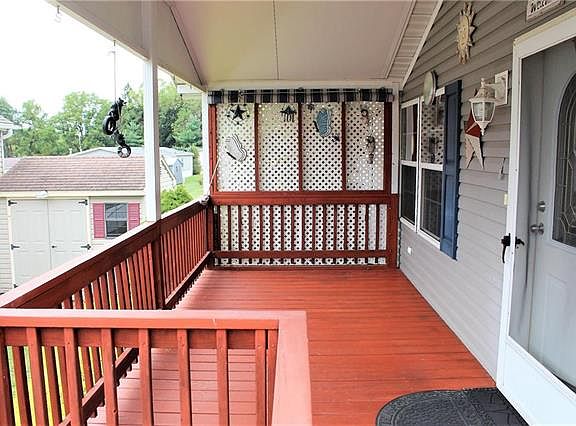 4th image of 5387 Beaumont Ln