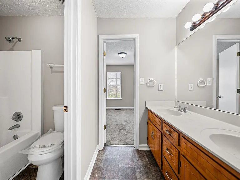 Timber Court Drive-280 — Photo 15