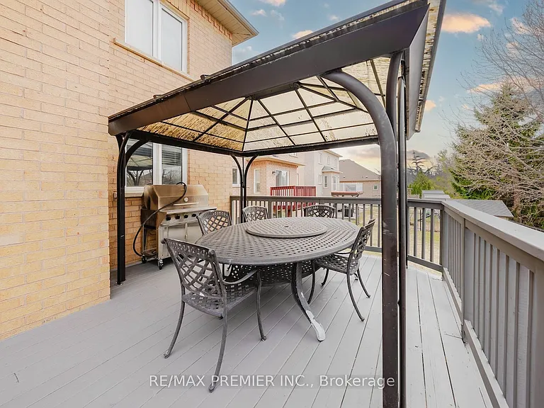 16 Saint Michele Pl #UPPER — Photo 23