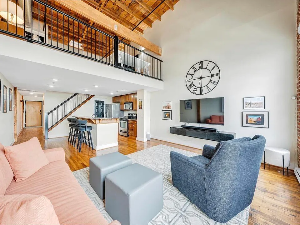 324 Salem Ave SW #302