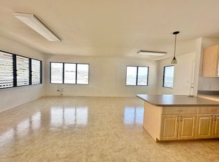 99-768 Nahiolea St #2F, Aiea, HI 96701