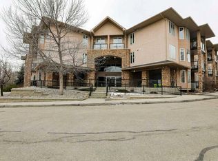 500 N 7th St NW #102, High River, AB T1V 1T6