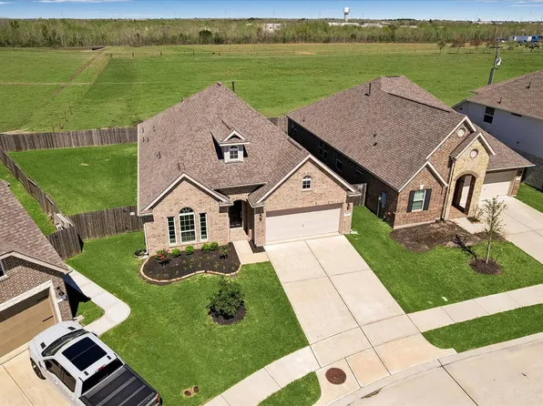 250 Ashley Way, Alvin, TX 77511