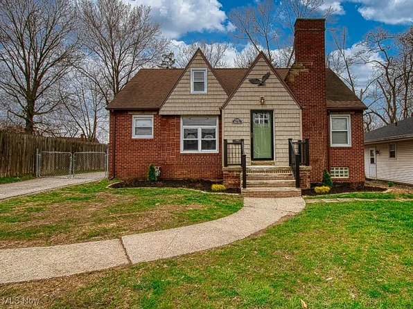 5840 Pearl Rd, Parma Heights, OH 44130