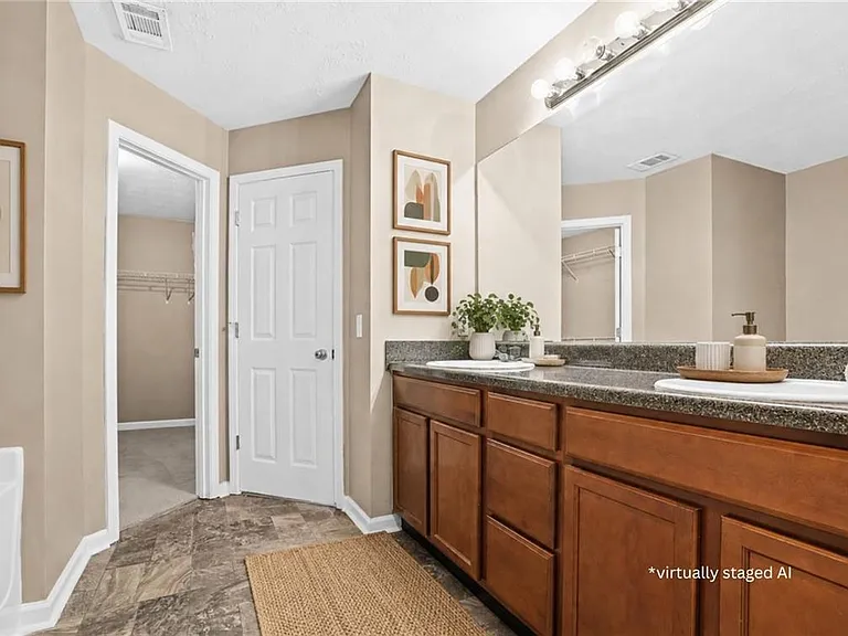 1619 Park Brooke Cir SW #10 — Photo 15